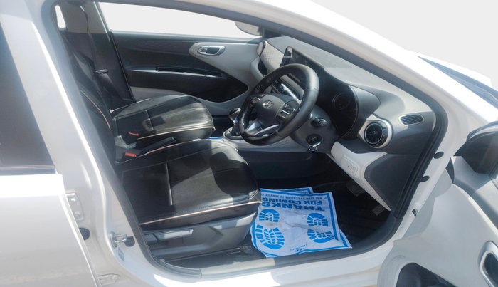 2023 Hyundai GRAND I10 NIOS SPORTZ AMT 1.2 KAPPA VTVT, Petrol, Automatic, 5,127 km, interior