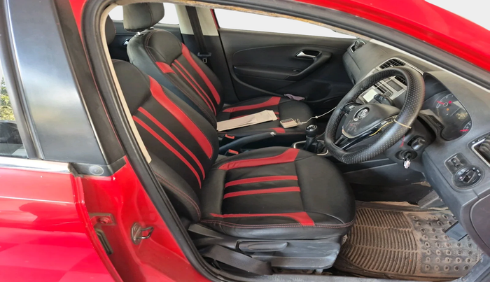 2016 Volkswagen Cross Polo HIGHLINE MPI, Petrol, Manual, 1,03,968 km, interior