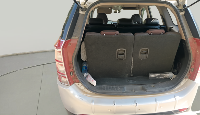 2014 Mahindra XUV500 W8, Diesel, Manual, 1,55,144 km, exterior