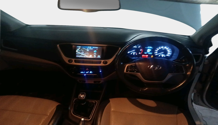 2017 Hyundai Verna 1.6 SX (O) CRDI MT, Diesel, Manual, 97,306 km, interior