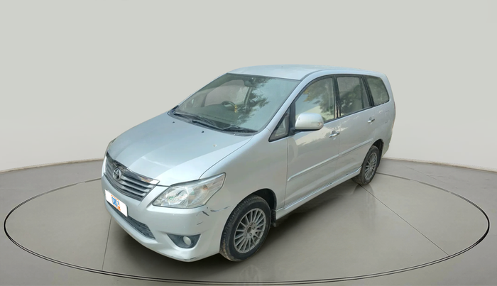 2012 Toyota Innova 2.5 VX 8 STR, Diesel, Manual, 1,71,693 km, exterior