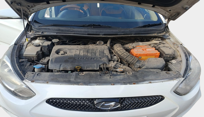 2011 Hyundai Verna FLUIDIC 1.6 CRDI EX, Diesel, Manual, 91,331 km, exterior