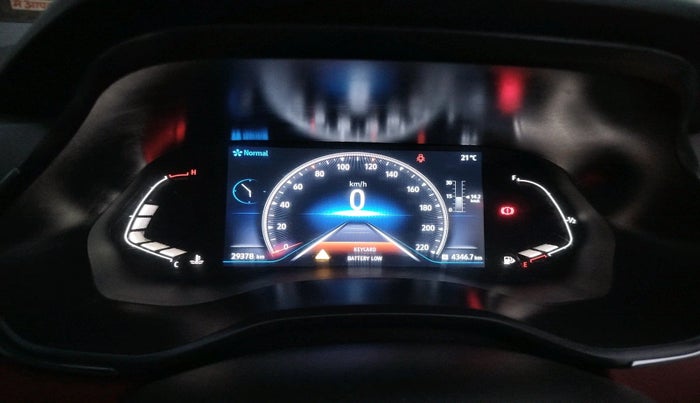 2022 Renault Kiger RXZ MT, Petrol, Manual, 29,378 km, interior