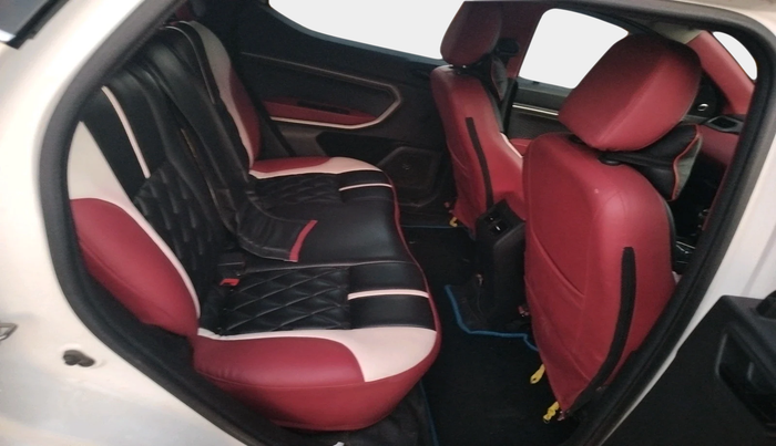 2022 Renault Kiger RXZ MT, Petrol, Manual, 29,378 km, interior