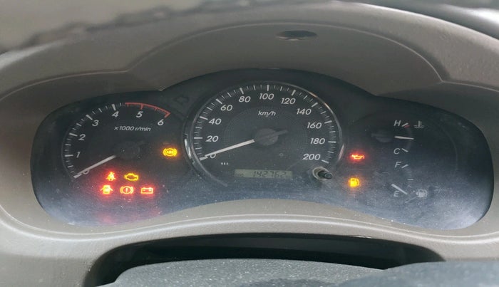 2015 Toyota Innova 2.5 GX 7 STR, Diesel, Manual, 1,42,762 km, interior