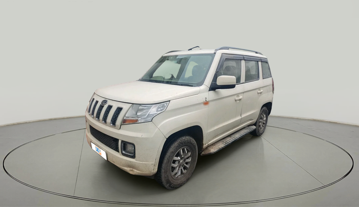 2017 Mahindra TUV300 T8, Diesel, Manual, 1,46,899 km, exterior