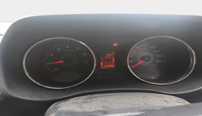 2017 Mahindra TUV300 T8, Diesel, Manual, 1,46,899 km, interior