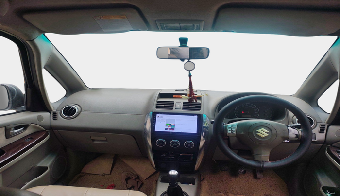 2011 Maruti SX4 ZDI, Diesel, Manual, 1,42,823 km, interior