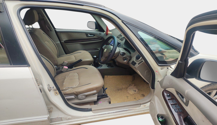 2011 Maruti SX4 ZDI, Diesel, Manual, 1,42,823 km, interior