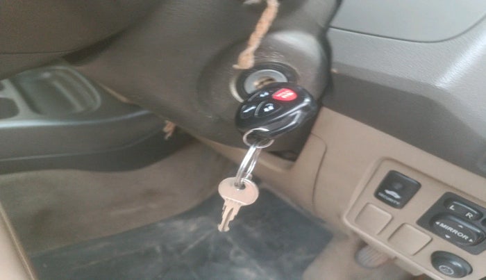 2012 Toyota Fortuner 3.0 4X2 AT, Diesel, Automatic, 1,83,911 km, interior