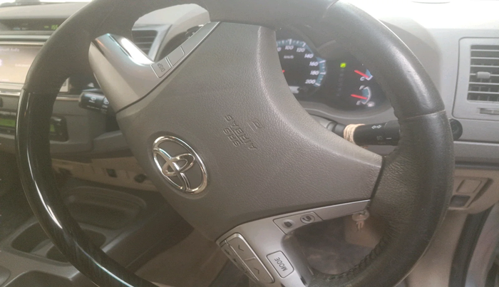 2012 Toyota Fortuner 3.0 4X2 AT, Diesel, Automatic, 1,83,911 km, interior