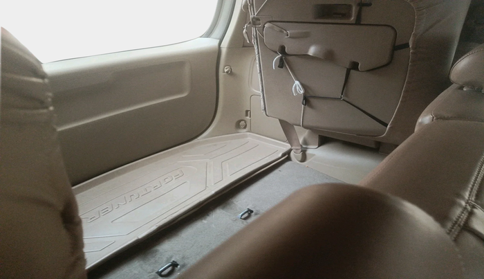 2012 Toyota Fortuner 3.0 4X2 AT, Diesel, Automatic, 1,83,911 km, interior