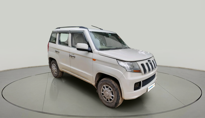 2017 Mahindra TUV300 T6, Diesel, Manual, 2,14,299 km, exterior