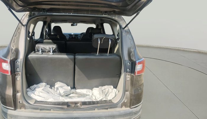 2022 Renault TRIBER RXL MT, Petrol, Manual, 11,464 km, exterior