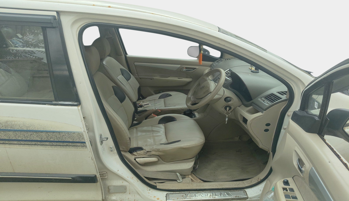 2013 Maruti Ertiga VDI, Diesel, Manual, 2,02,031 km, interior