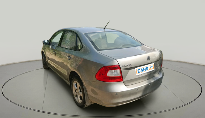 2015 Skoda Rapid 1.5 TDI CR AMBITION PLUS, Diesel, Manual, 3,09,017 km, exterior