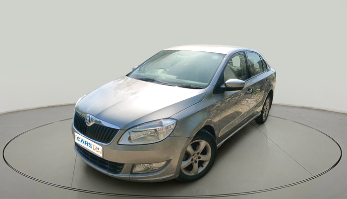 2015 Skoda Rapid 1.5 TDI CR AMBITION PLUS, Diesel, Manual, 3,09,017 km, exterior