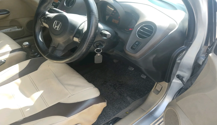 2014 Honda Amaze 1.5L I-DTEC S, Diesel, Manual, 1,34,774 km, interior