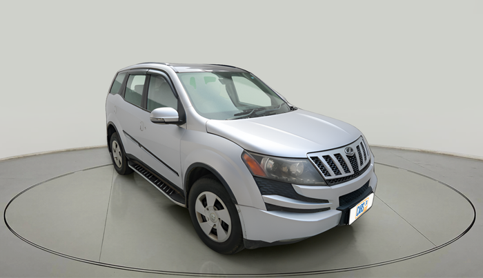 2014 Mahindra XUV500 W6, Diesel, Manual, 8,86,443 km, exterior