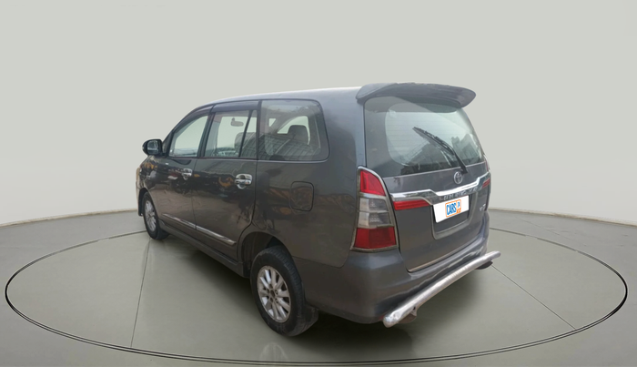 2014 Toyota Innova 2.5 VX 8 STR, Diesel, Manual, 1,78,740 km, exterior