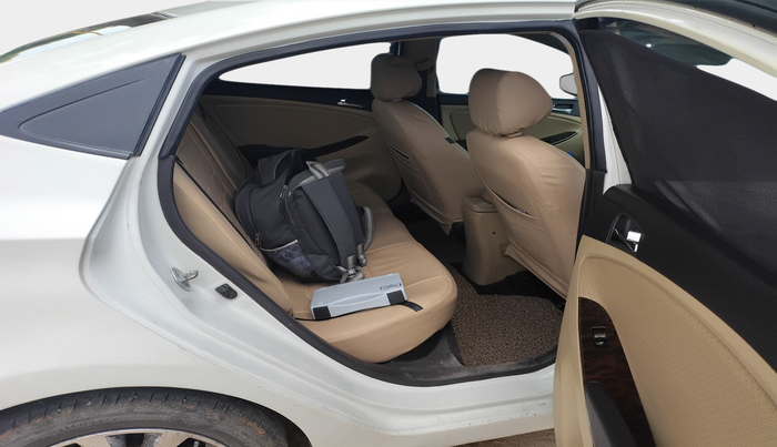 2014 Hyundai Verna FLUIDIC 1.6 CRDI SX AT, Diesel, Automatic, 1,26,008 km, interior