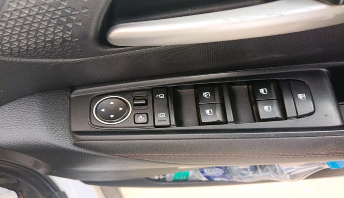 2022 KIA SONET GTX PLUS 1.5 AT, Diesel, Automatic, 80,335 km, interior