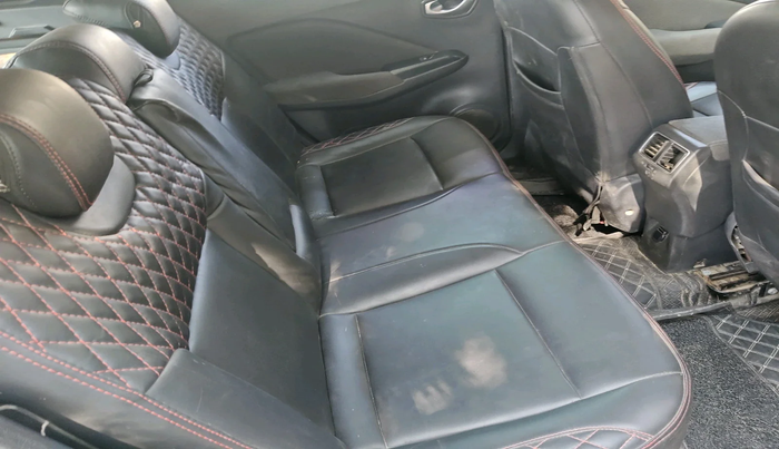 2019 Nissan Kicks XV 1.5, Petrol, Manual, 1,35,036 km, interior