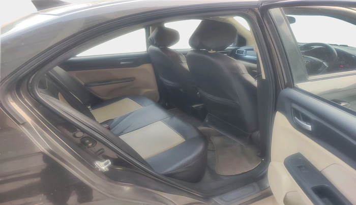 2019 Honda Amaze 1.2L I-VTEC VX, Petrol, Manual, 36,291 km, interior