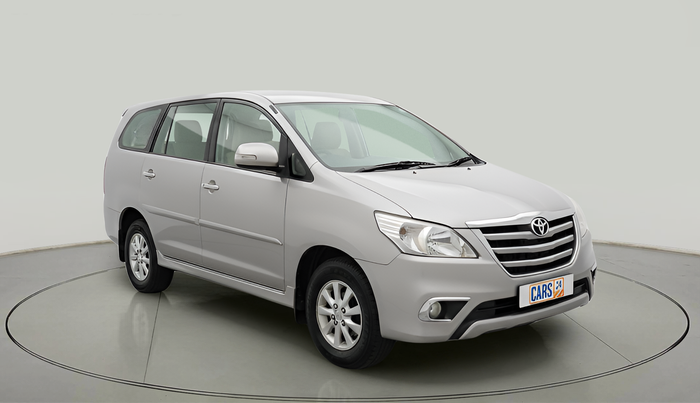 2013 Toyota Innova 2.5 VX 7 STR, Diesel, Manual, 2,26,922 km, exterior