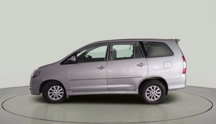 2013 Toyota Innova 2.5 VX 7 STR, Diesel, Manual, 2,26,922 km, exterior