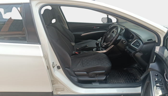 2018 Maruti S Cross ZETA 1.3, Diesel, Manual, 1,34,293 km, interior