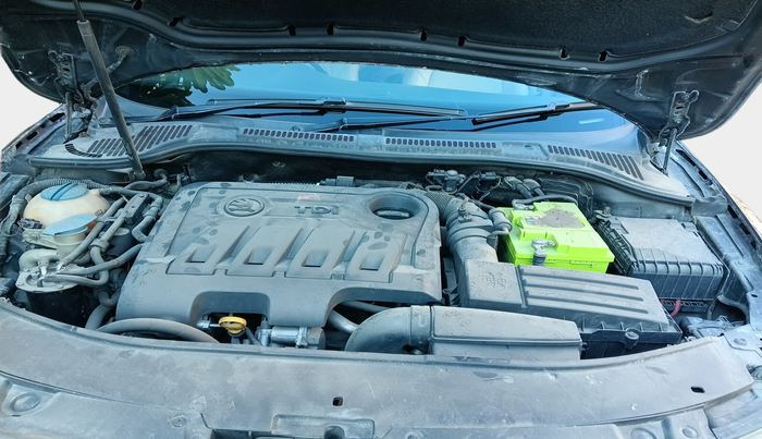 2014 Skoda Superb ELEGANCE 2.0 TDI CR AT, Diesel, Automatic, 97,495 km, exterior