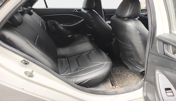 2018 Hyundai Elite i20 ASTA 1.2 DUAL TONE, Petrol, Manual, 1,18,678 km, interior