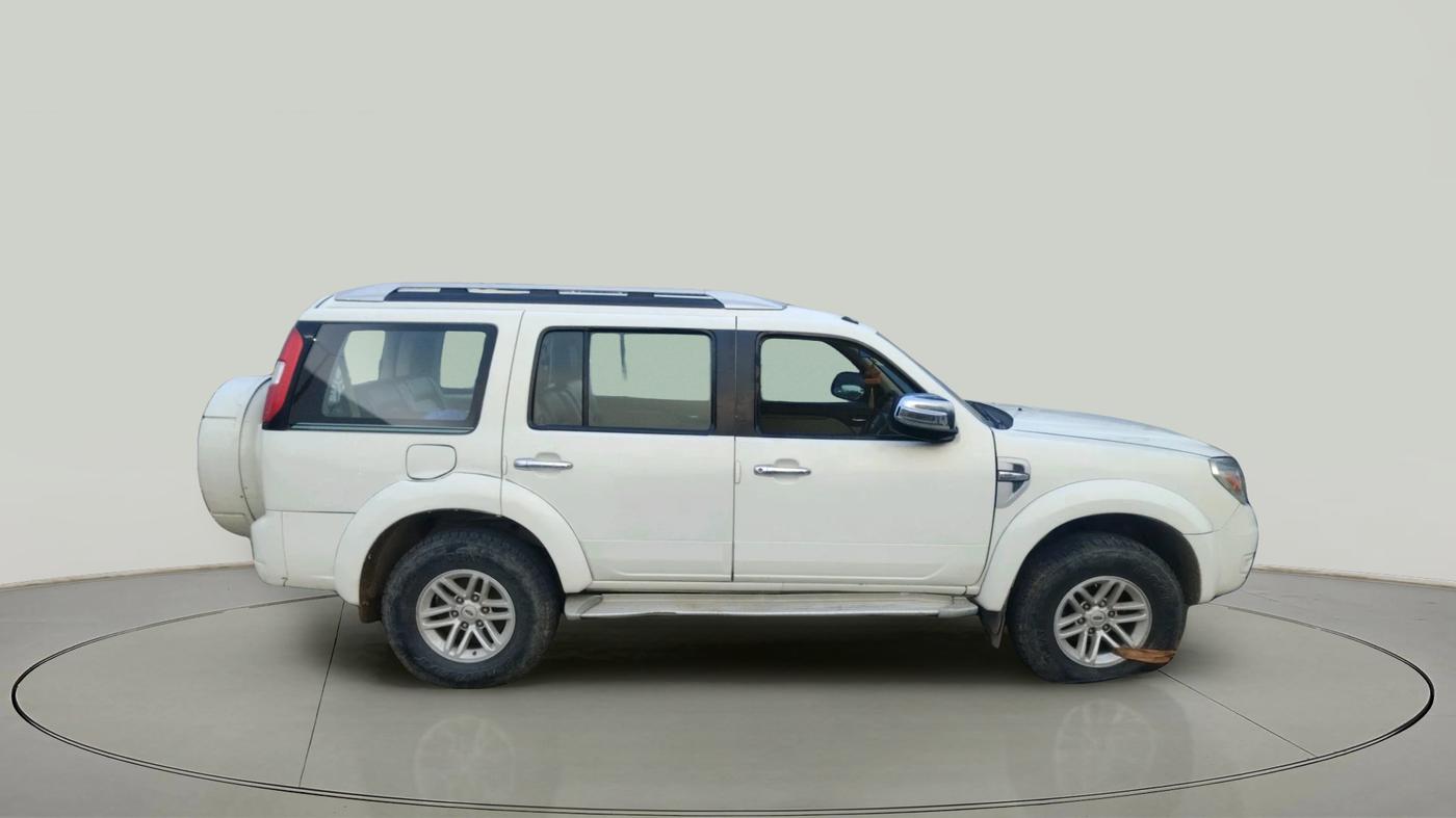 2011 Ford Endeavour 3.0L AT HURICANCE LIMITED EDITION, Diesel, Automatic, 2,00,000 km, exterior