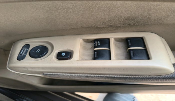 2011 Honda City 1.5L I-VTEC S MT, Petrol, Manual, 1,31,704 km, interior