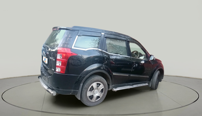 2014 Mahindra XUV500 W6, Diesel, Manual, 1,68,453 km, exterior