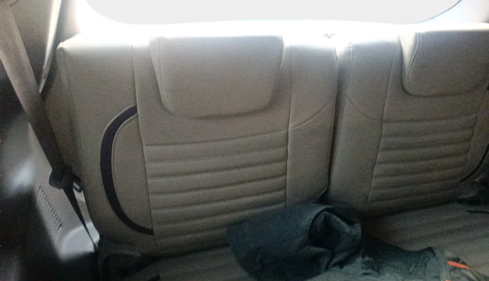 2014 Mahindra XUV500 W6, Diesel, Manual, 1,68,453 km, interior