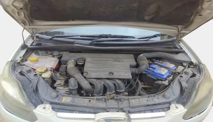 2010 Ford Figo ZXI 1.2 PETROL, Petrol, Manual, 1,28,973 km, exterior