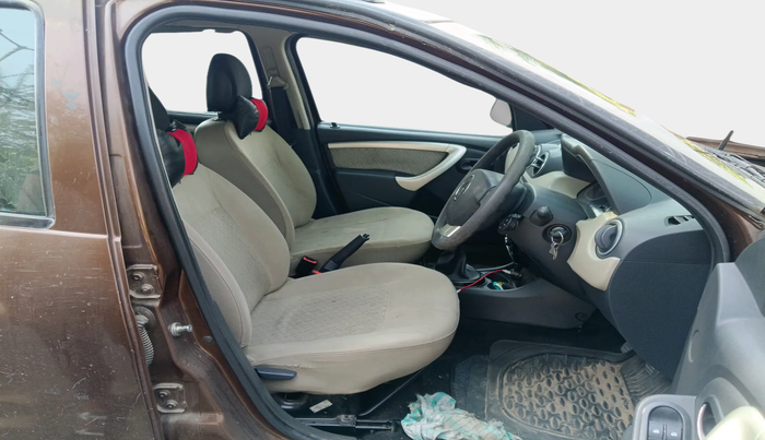 2014 Renault Duster 85 PS RXL DIESEL, Diesel, Manual, 1,90,659 km, interior