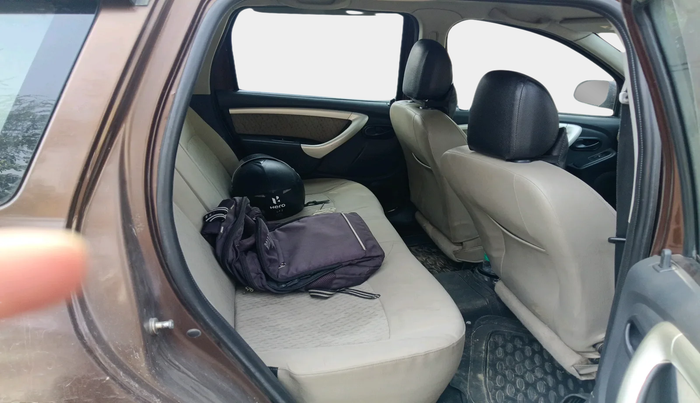 2014 Renault Duster 85 PS RXL DIESEL, Diesel, Manual, 1,90,659 km, interior