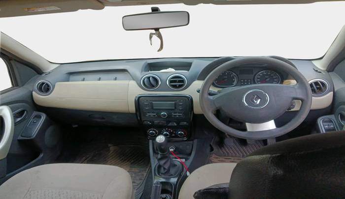 2014 Renault Duster 85 PS RXL DIESEL, Diesel, Manual, 1,90,659 km, interior