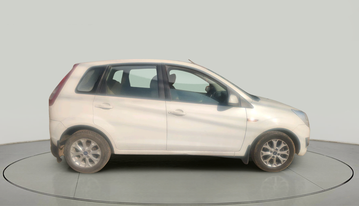 2014 Ford Figo TITANIUM 1.4 DIESEL, Diesel, Manual, 1,10,909 km, exterior