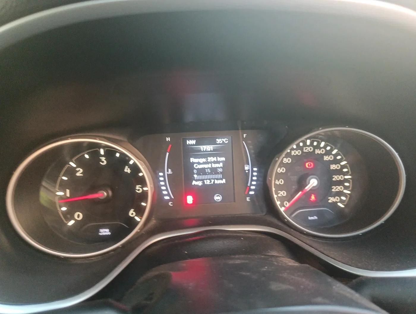 2018 Jeep Compass LIMITED 2.0 DIESEL, Diesel, Manual, 1,90,890 km, interior