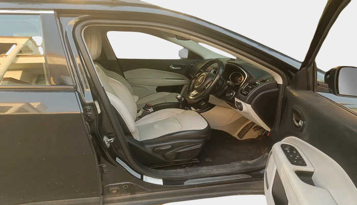 2018 Jeep Compass LIMITED 2.0 DIESEL, Diesel, Manual, 1,90,890 km, interior