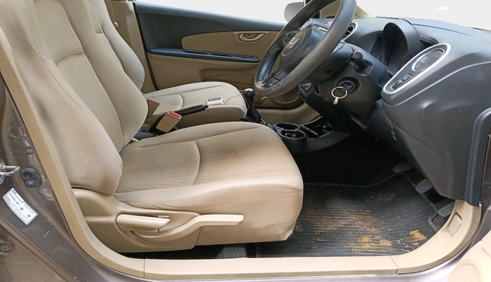 2015 Honda Mobilio 1.5L I-DTEC V, Diesel, Manual, 1,10,943 km, interior