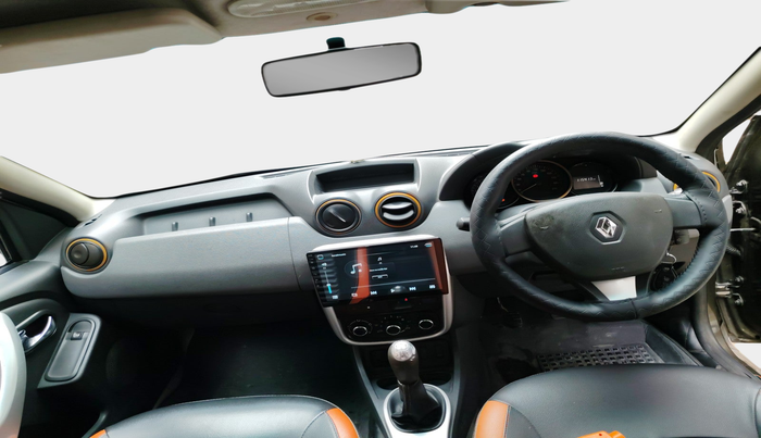 2016 Renault Duster RXL 85PS EXPLORE, Diesel, Manual, 1,16,754 km, interior