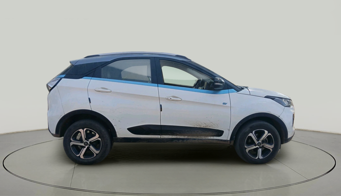 2021 Tata NEXON EV XZ PLUS LUX, Electric, Automatic, 1,68,552 km, exterior