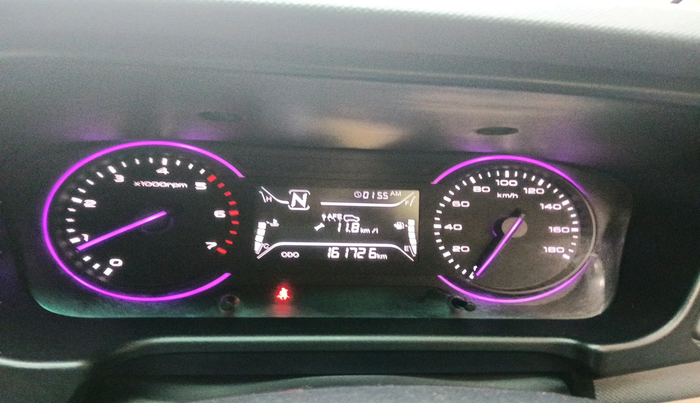 2018 Mahindra MARAZZO M2 7STR, Diesel, Manual, 1,61,727 km, interior