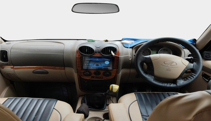 2014 Mahindra Scorpio VLX 2WD, Diesel, Manual, 1,15,736 km, interior