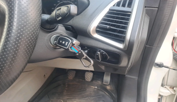 2014 Ford Ecosport TREND 1.5L DIESEL, Diesel, Manual, 1,04,557 km, interior